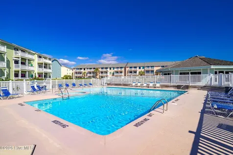 9201 Coast Guard Road Emerald Isle NC 28594