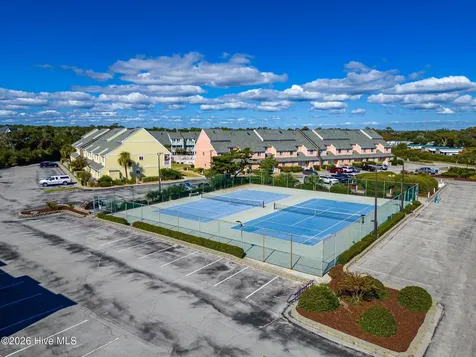 9201 Coast Guard Road Emerald Isle NC 28594