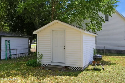 2117 Canyon Drive Winterville NC 28590