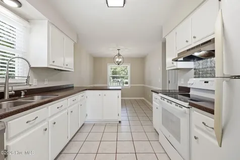 2117 Canyon Drive Winterville NC 28590