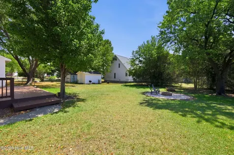 2117 Canyon Drive Winterville NC 28590