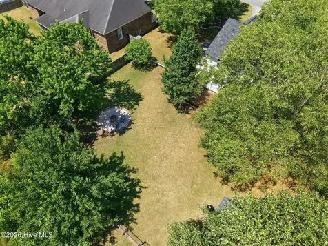 2117 Canyon Drive Winterville NC 28590