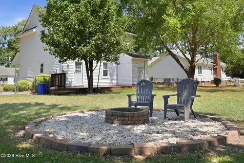 2117 Canyon Drive Winterville NC 28590