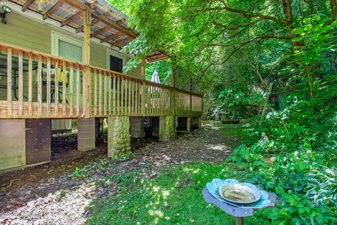 390 Aquone Road Andrews NC 28901