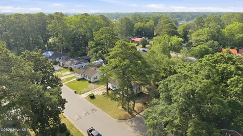 200 S Sylvan Drive Greenville NC 27834