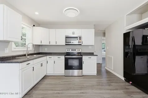 200 S Sylvan Drive Greenville NC 27834