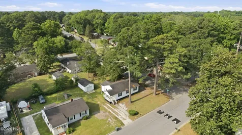 200 S Sylvan Drive Greenville NC 27834