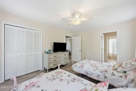 806 Lord Granville Drive Morehead City NC 28557