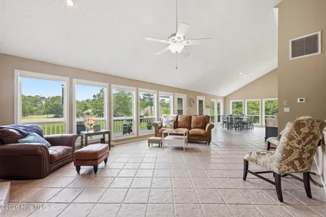 806 Lord Granville Drive Morehead City NC 28557