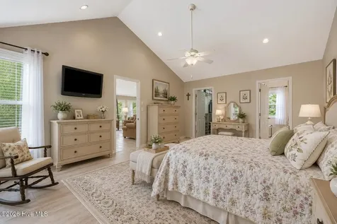 806 Lord Granville Drive Morehead City NC 28557