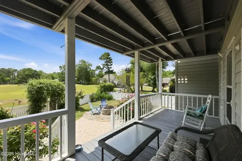 806 Lord Granville Drive Morehead City NC 28557