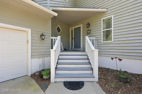 806 Lord Granville Drive Morehead City NC 28557
