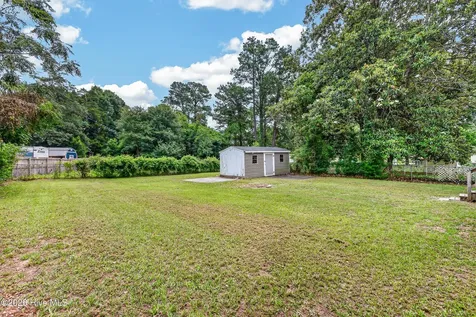403 Sherwood Road Jacksonville NC 28540