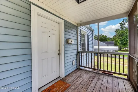 403 Sherwood Road Jacksonville NC 28540