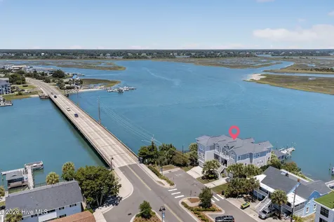 24 W Salisbury Street Wrightsville Beach NC 28480
