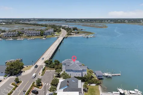 24 W Salisbury Street Wrightsville Beach NC 28480