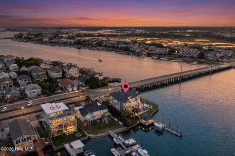 24 W Salisbury Street Wrightsville Beach NC 28480