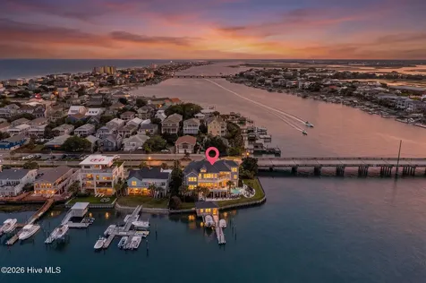 24 W Salisbury Street Wrightsville Beach NC 28480