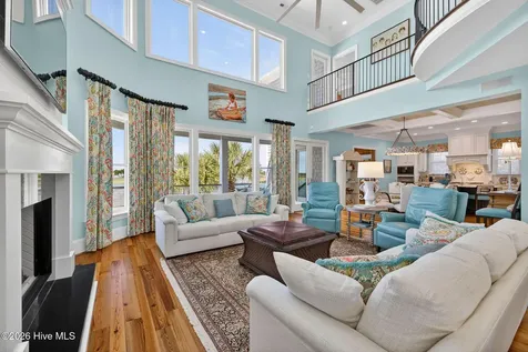 24 W Salisbury Street Wrightsville Beach NC 28480