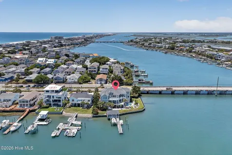 24 W Salisbury Street Wrightsville Beach NC 28480