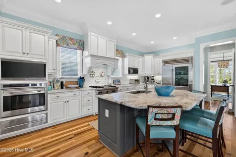 24 W Salisbury Street Wrightsville Beach NC 28480