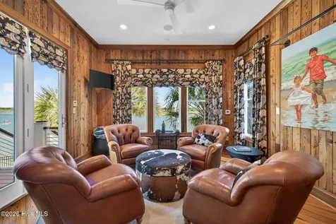 24 W Salisbury Street Wrightsville Beach NC 28480