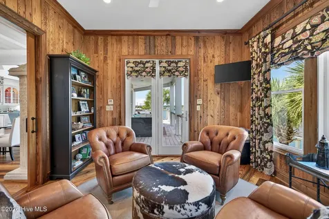 24 W Salisbury Street Wrightsville Beach NC 28480