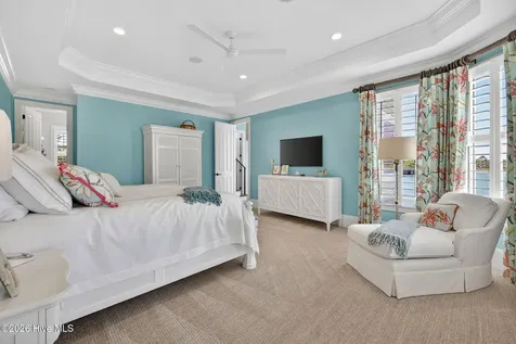 24 W Salisbury Street Wrightsville Beach NC 28480