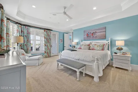 24 W Salisbury Street Wrightsville Beach NC 28480