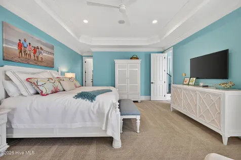 24 W Salisbury Street Wrightsville Beach NC 28480