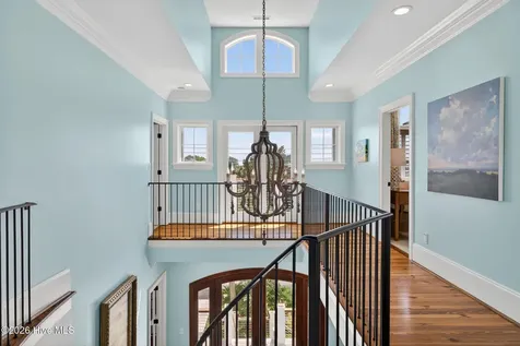 24 W Salisbury Street Wrightsville Beach NC 28480