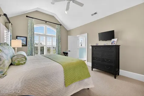 24 W Salisbury Street Wrightsville Beach NC 28480