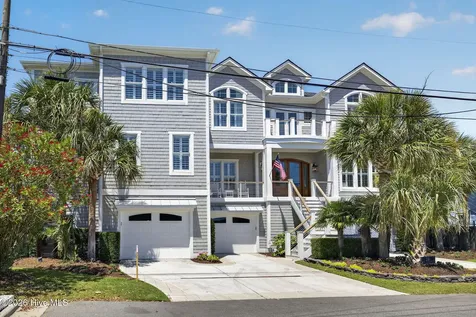 24 W Salisbury Street Wrightsville Beach NC 28480