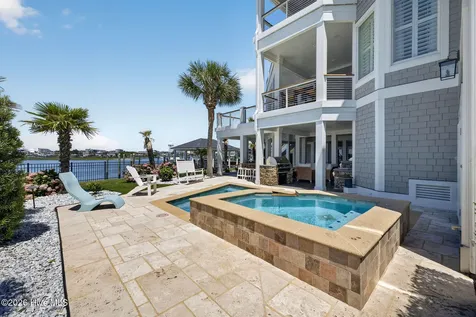 24 W Salisbury Street Wrightsville Beach NC 28480