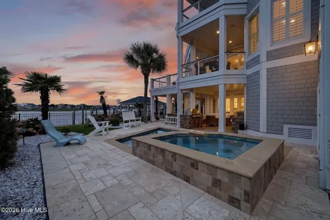 24 W Salisbury Street Wrightsville Beach NC 28480