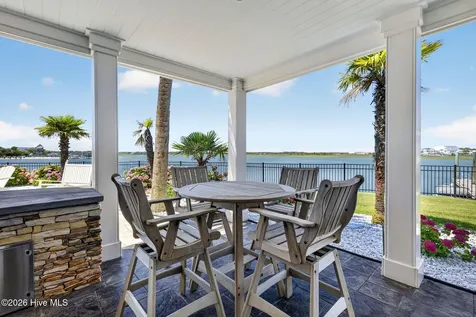 24 W Salisbury Street Wrightsville Beach NC 28480