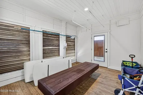 24 W Salisbury Street Wrightsville Beach NC 28480