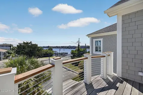24 W Salisbury Street Wrightsville Beach NC 28480