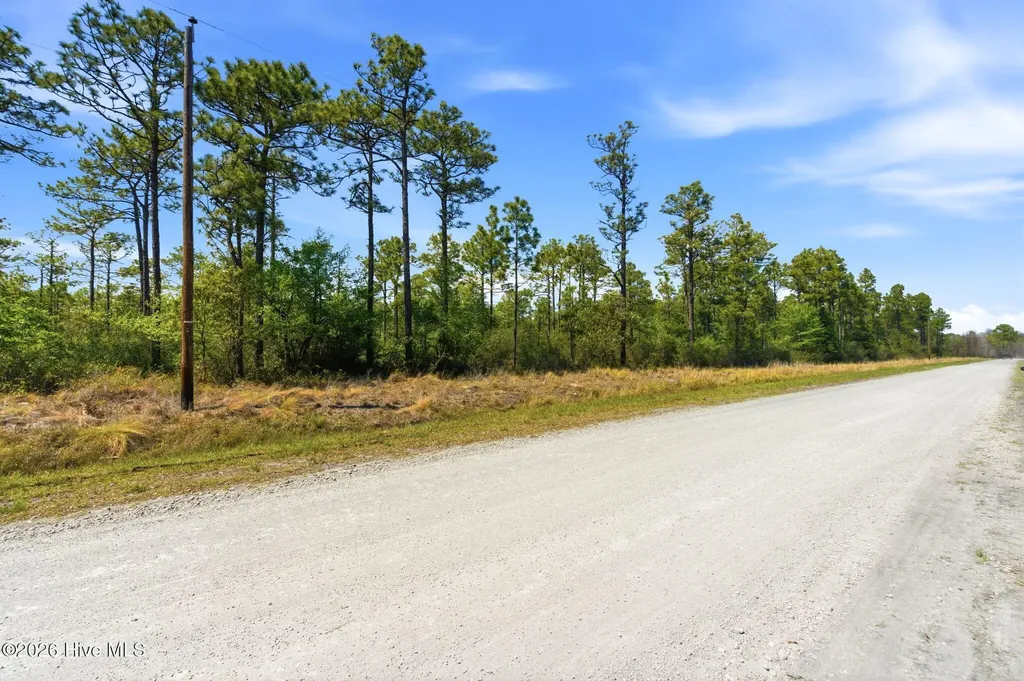 978 W Boiling Spring Road Southport NC 28461