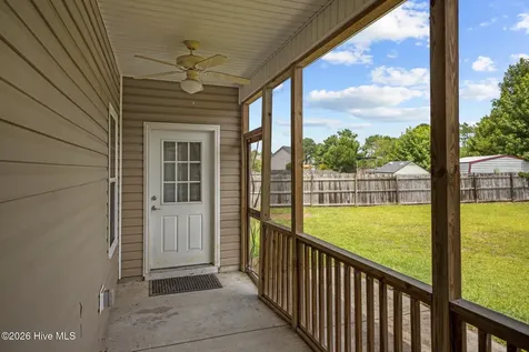 514 Aberdineshire Court Hubert NC 28539