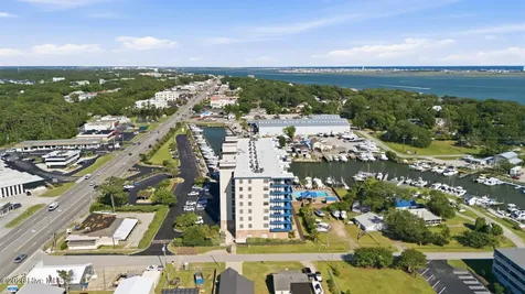 4425 Arendell Street Morehead City NC 28557