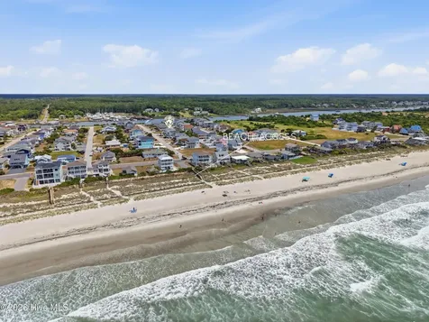 118 Crab Street Holden Beach NC 28462
