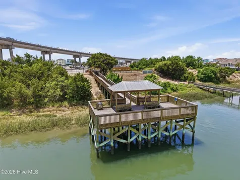 118 Crab Street Holden Beach NC 28462