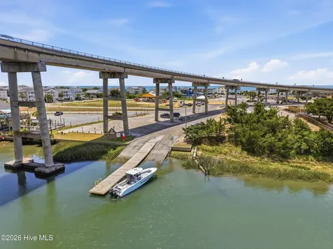 118 Crab Street Holden Beach NC 28462
