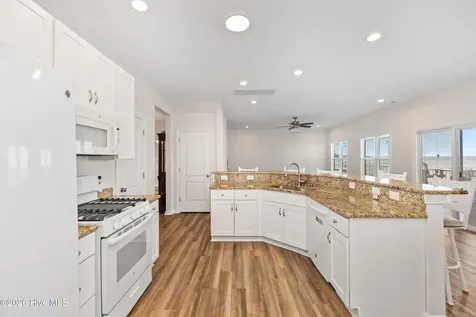 132 Romm Point Currituck NC 27929