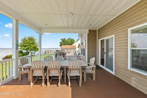 132 Romm Point Currituck NC 27929