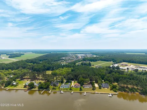 132 Romm Point Currituck NC 27929
