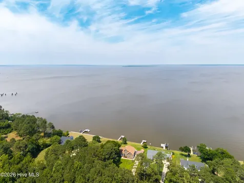 132 Romm Point Currituck NC 27929