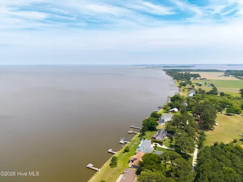 132 Romm Point Currituck NC 27929