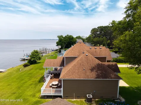 132 Romm Point Currituck NC 27929